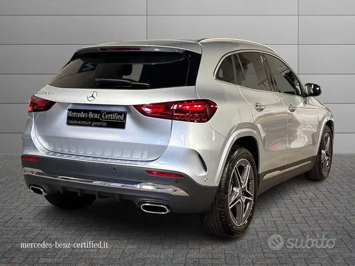 Mercedes-Benz Gla 2025 photo 2