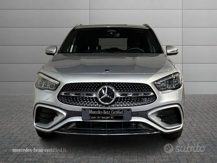 Mercedes-Benz Gla 2025 photo 3