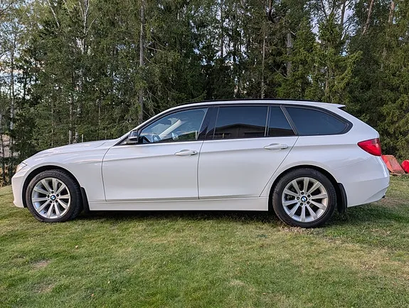 BMW 320D 2013 photo 2