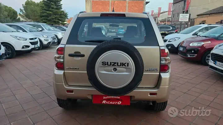 Suzuki Vitara 2005 photo 4