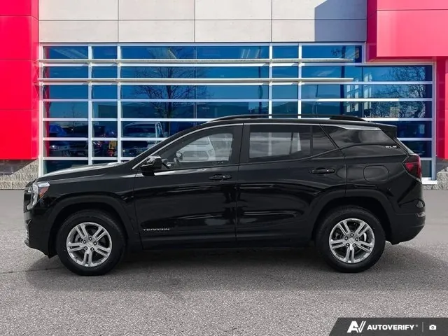 GMC Terrain 2022 photo 2