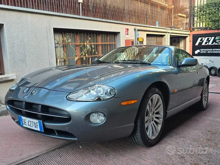 Jaguar Xk 2004 photo 2