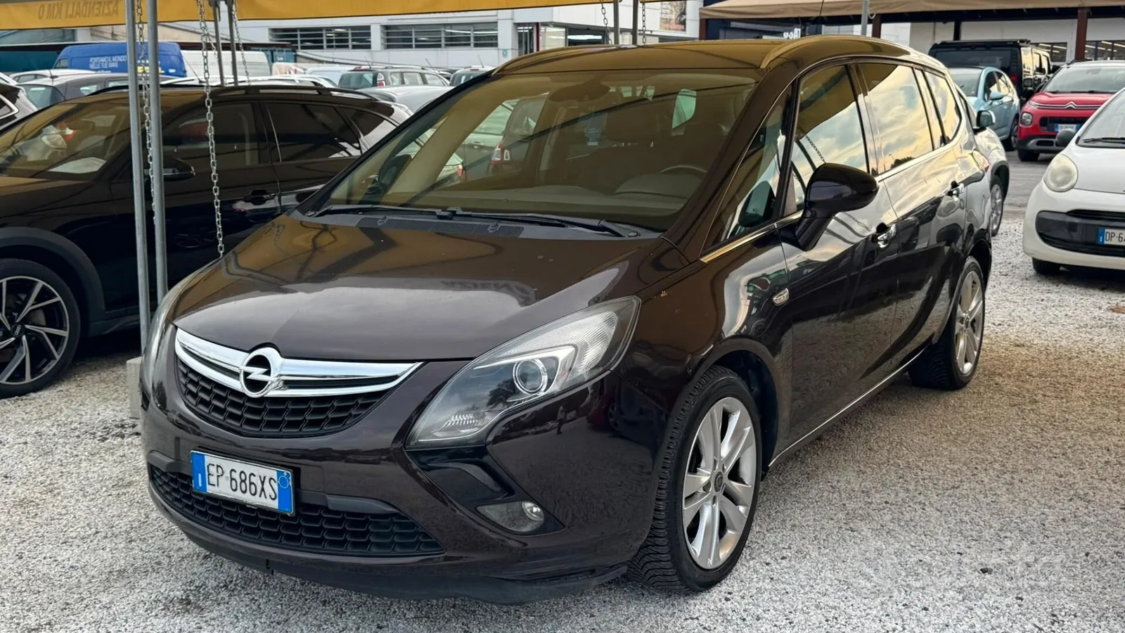 Opel Zafira 2013 photo 2