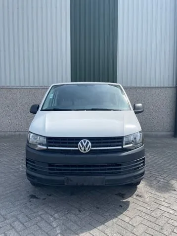 Volkswagen Transporter T6 2016 photo 2