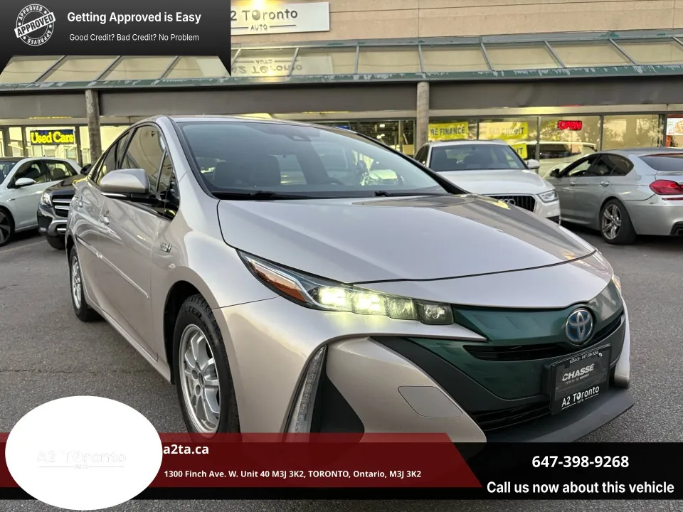 Toyota Prius Prime 2018 photo 2
