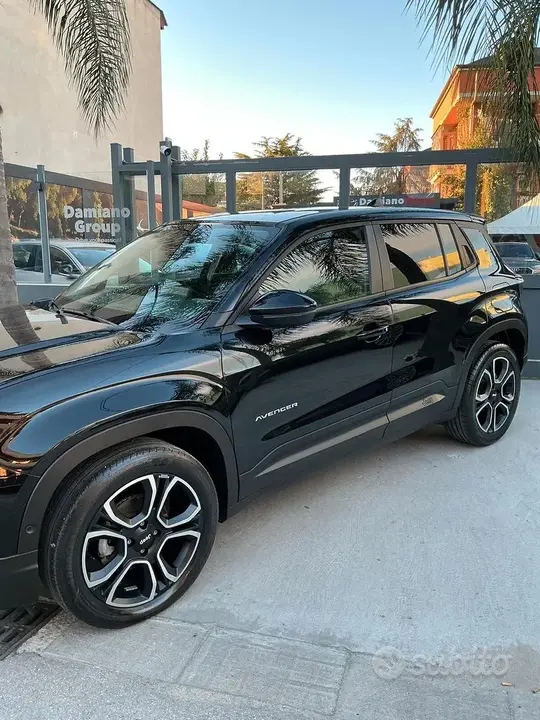 Jeep Avenger 2023 photo 2