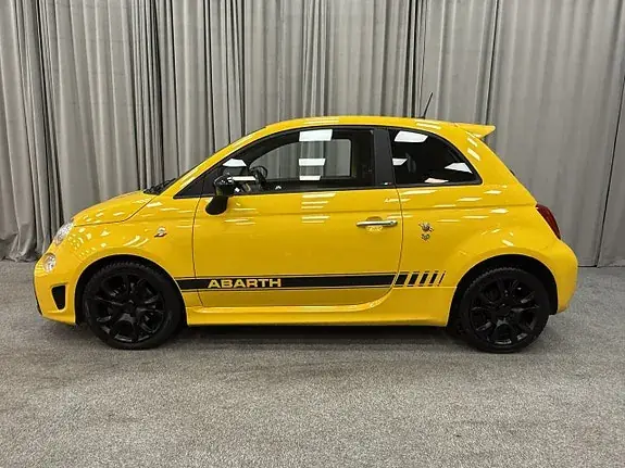 Abarth 595 2019 photo 2