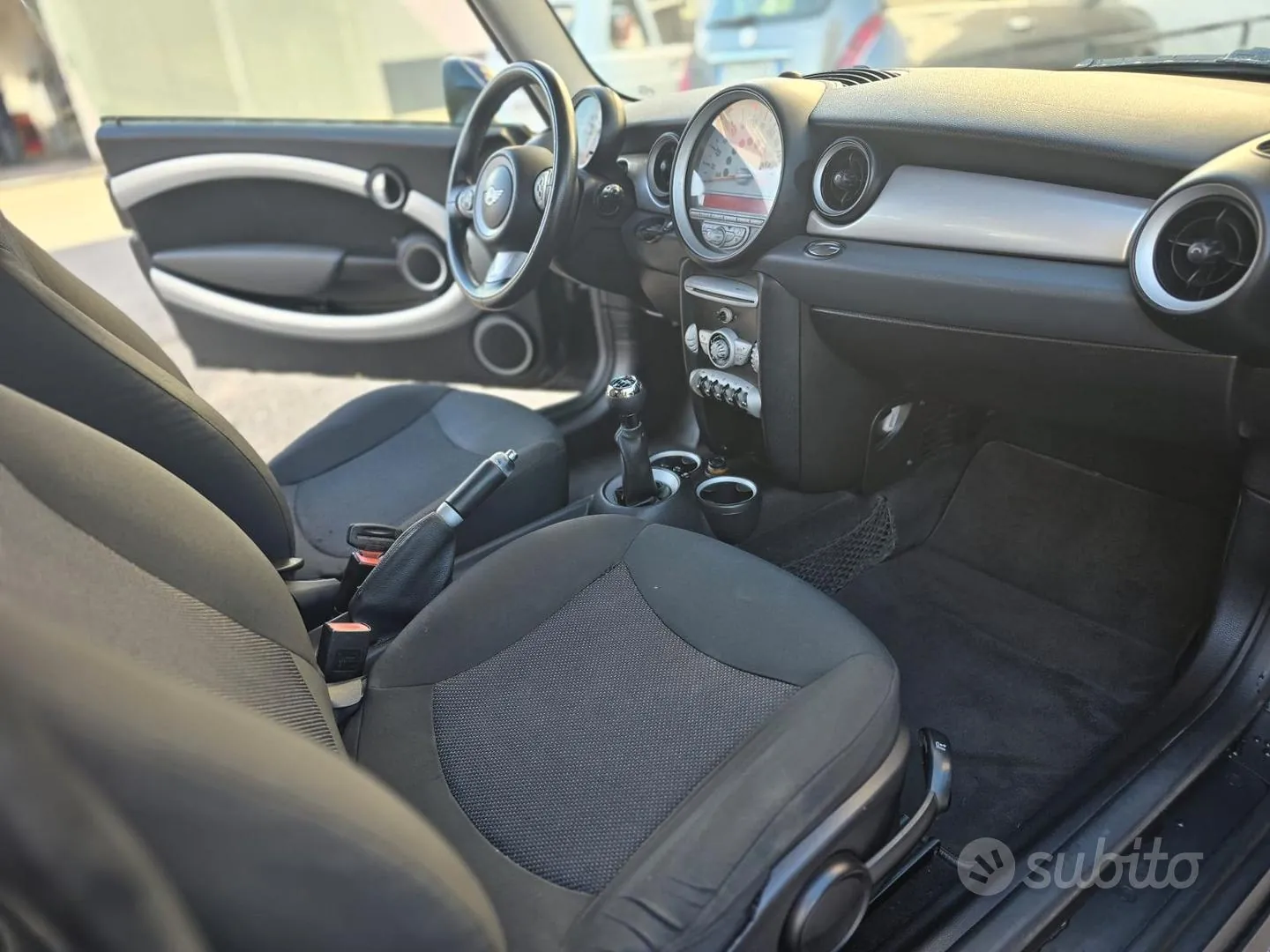 Mini Cooper D 2008 photo 5