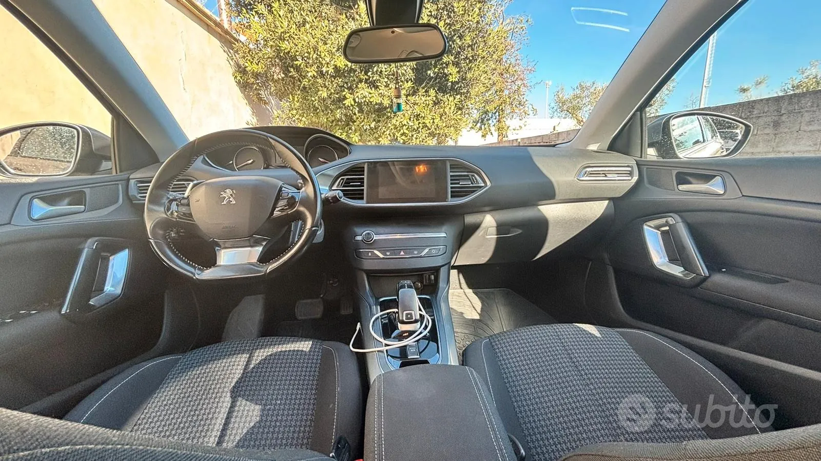 Peugeot 308 2019 photo 4