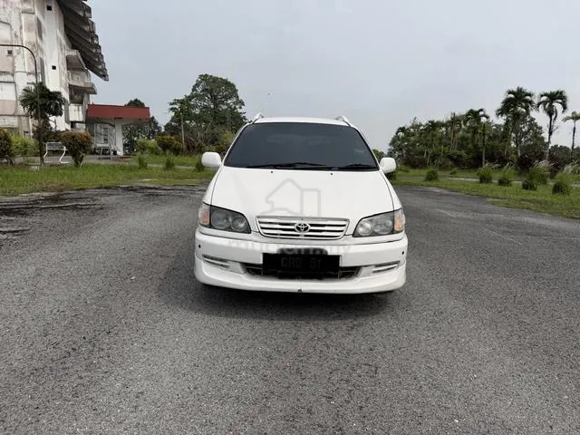 Toyota Ipsum