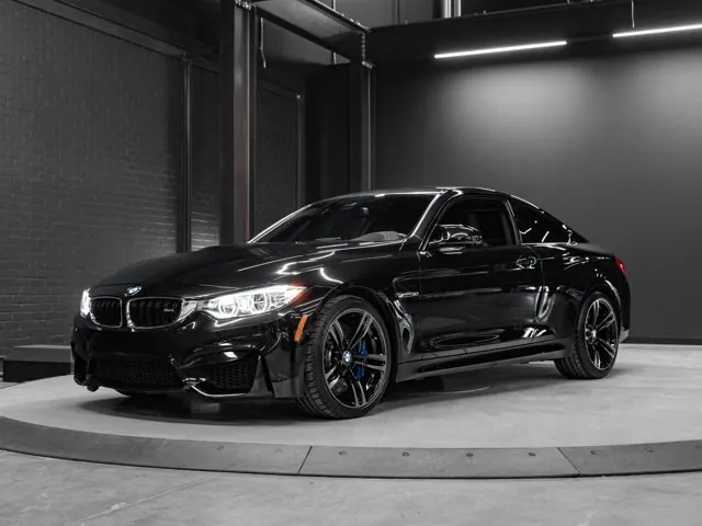 BMW M4 2015 photo 4