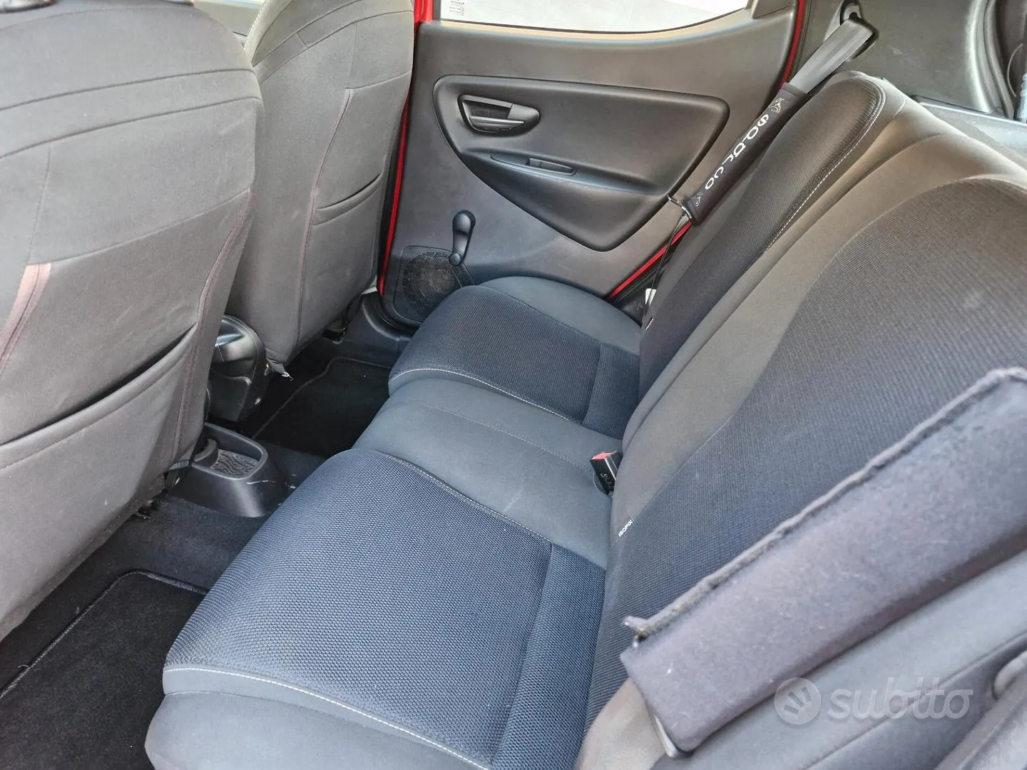 Lancia Ypsilon 2013 photo 4