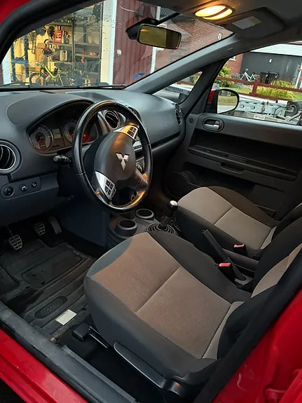 Mitsubishi Colt 2013 photo 4