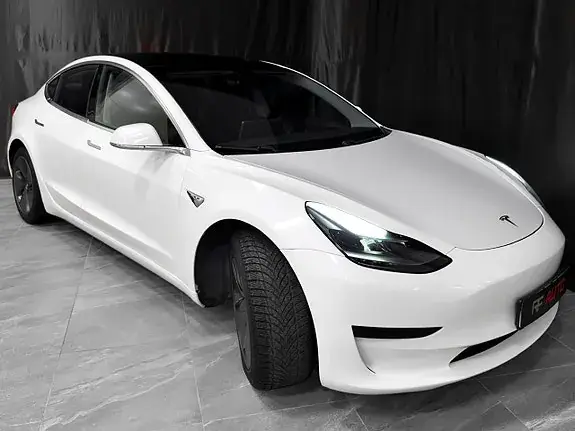 Tesla Model 3 2020 photo 5