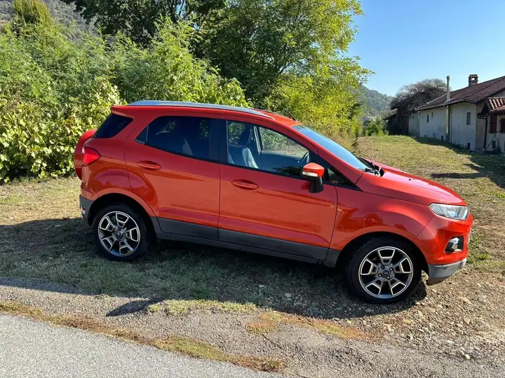 Ford Ecosport 2016 photo 4