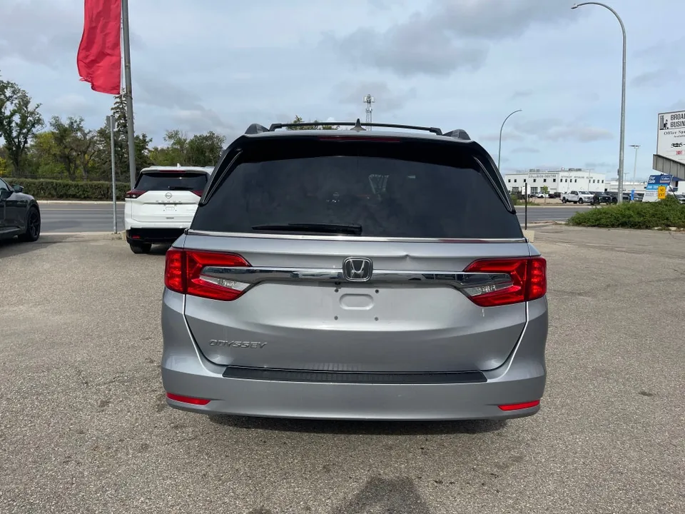 Honda Odyssey 2018 photo 4