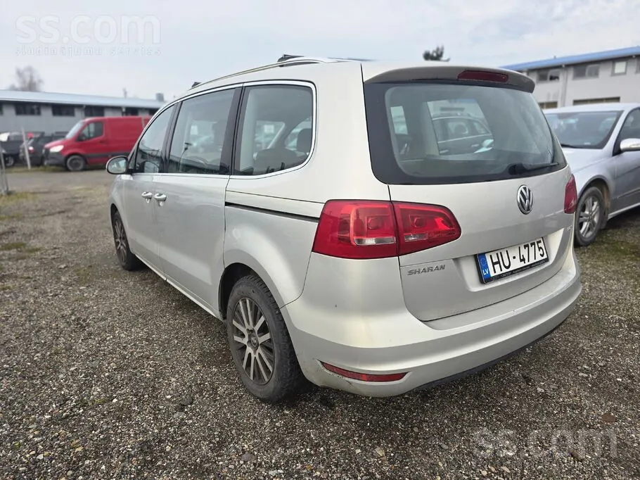 Volkswagen Sharan 2011 photo 5