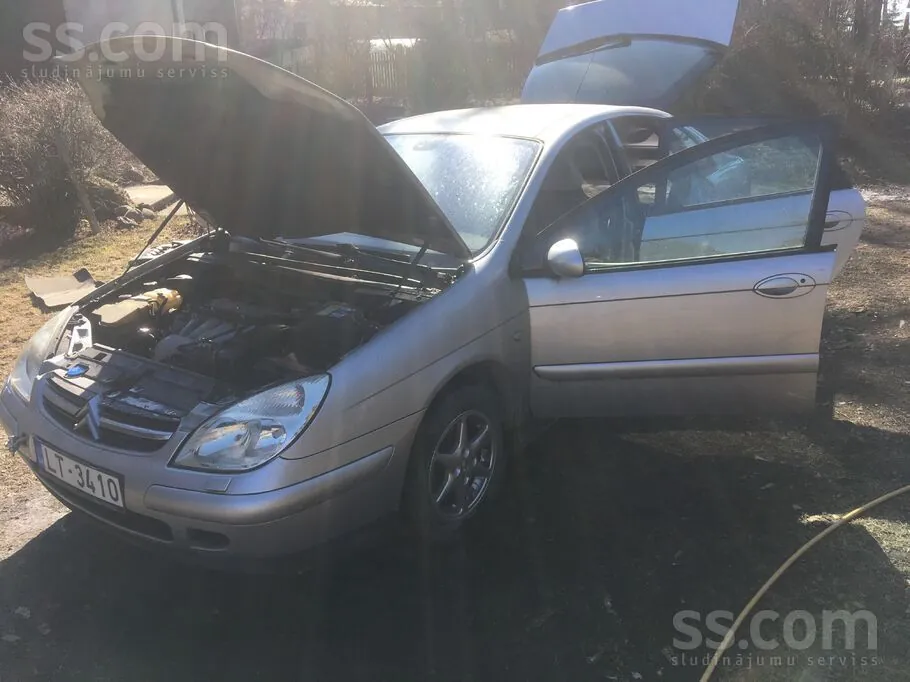 Citroen C5 2001 photo 3