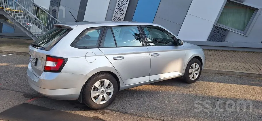 Skoda Fabia 2017 photo 5