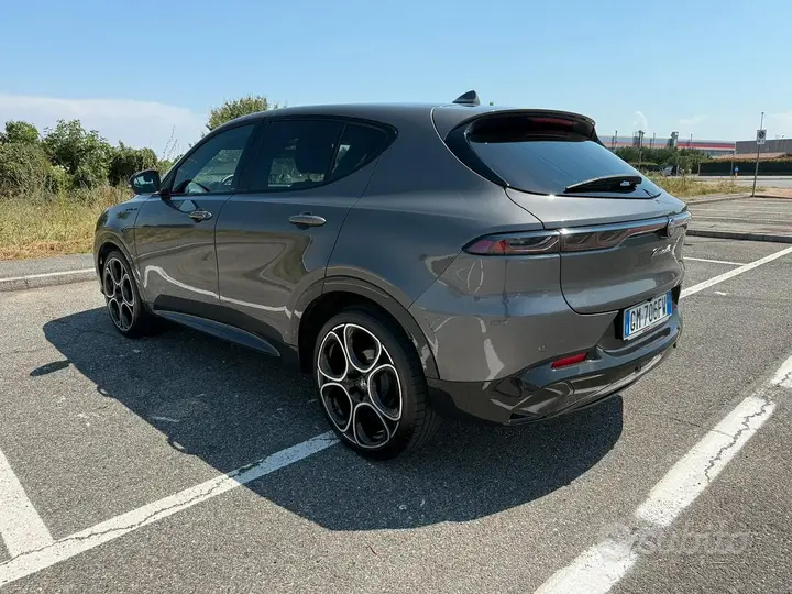 Alfa Romeo Tonale 2023 photo 4