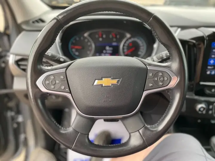 Chevrolet Traverse 2021 photo 4