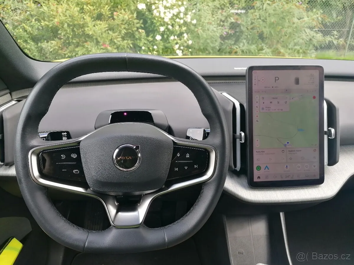 Volvo Ex30 2024 photo 3