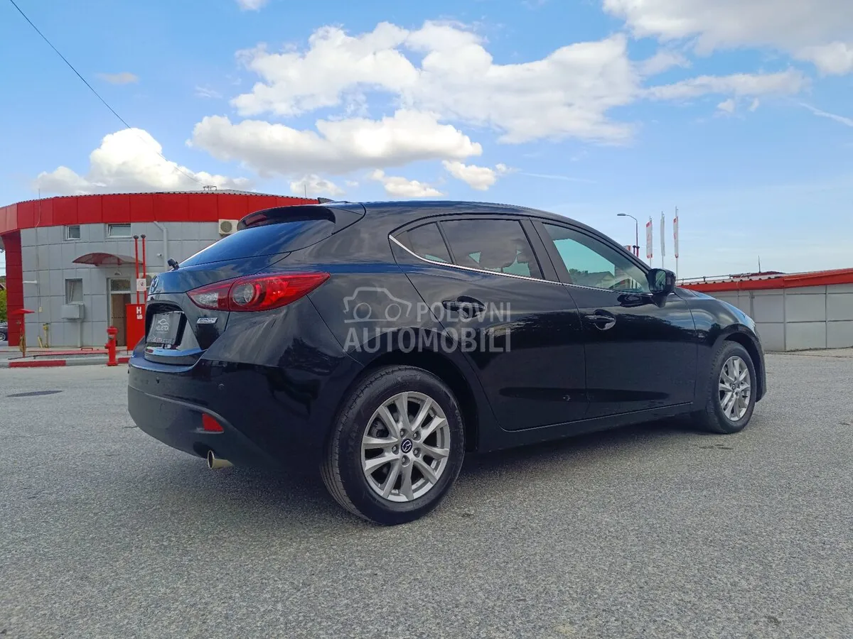 Mazda 3 2017 photo 5