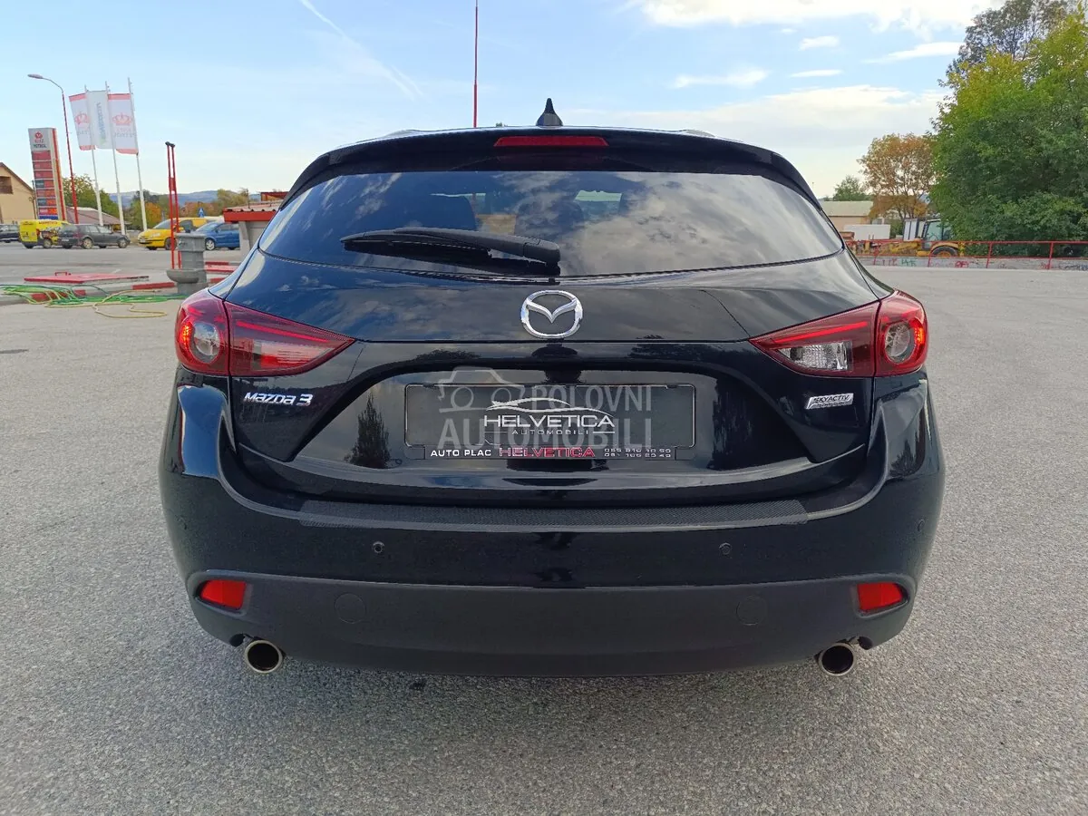 Mazda 3 2017 photo 4