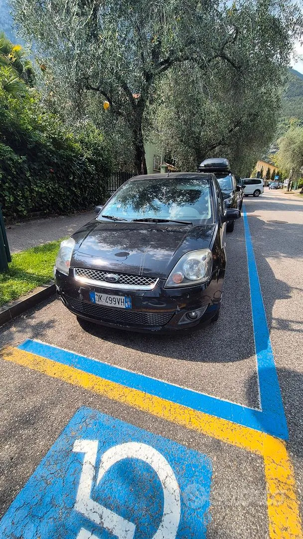 Ford Fiesta 2008 photo 3