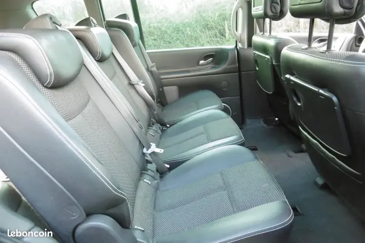 Renault Espace 2011 photo 4