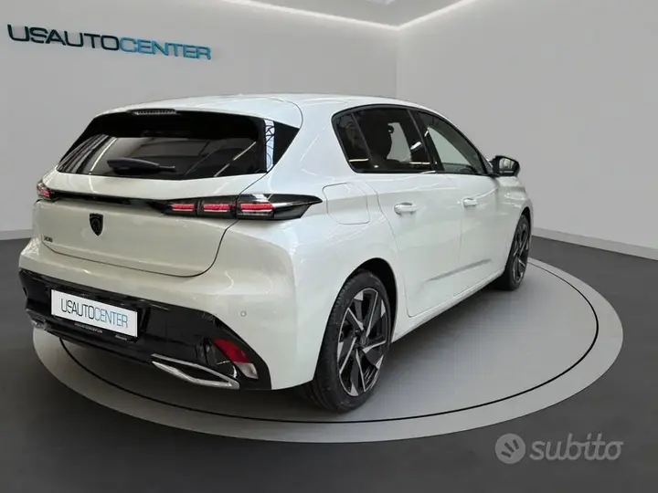Peugeot 308 2023 photo 3