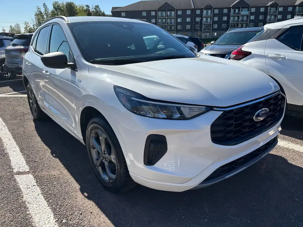 Ford Escape 2024 photo 3