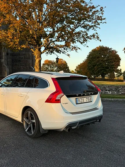 Volvo V60 2012 photo 3