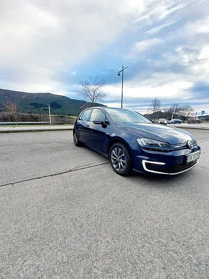 Volkswagen E-Golf 2015 photo 5