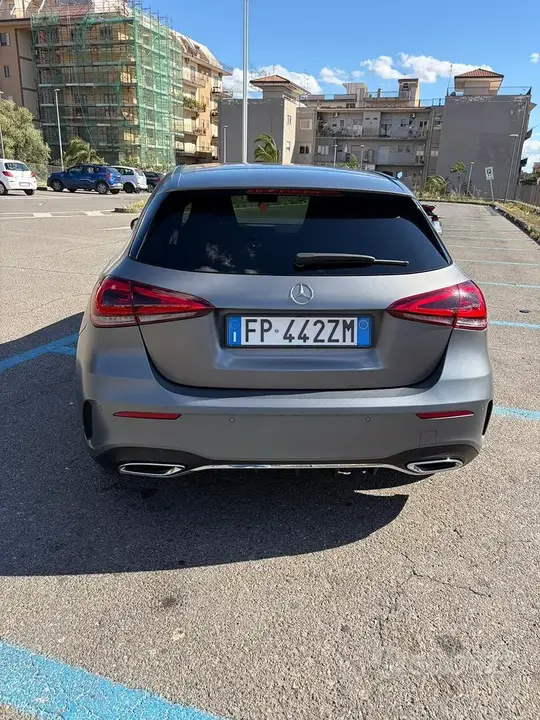 Mercedes-Benz A 2018 photo 2