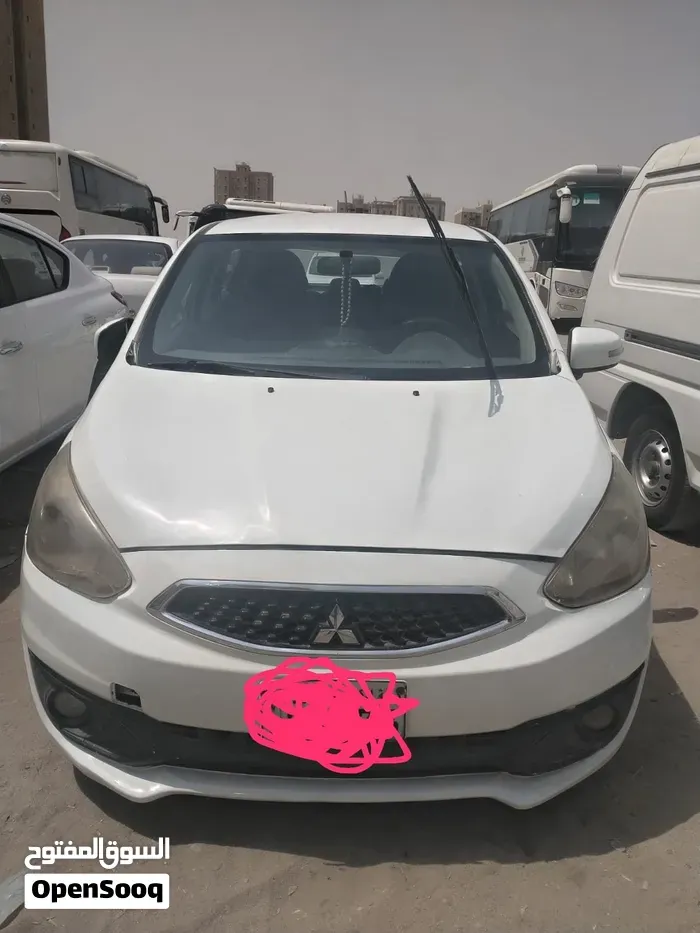 Mitsubishi Mirage 2019 photo 4