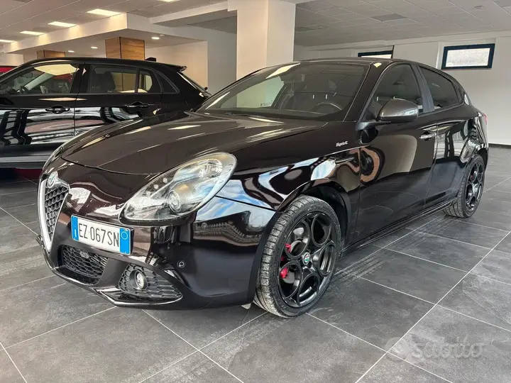 Alfa Romeo Giulietta 2015 photo 3