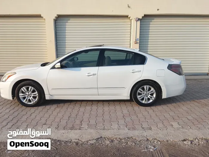 Nissan Altima 2012 photo 5