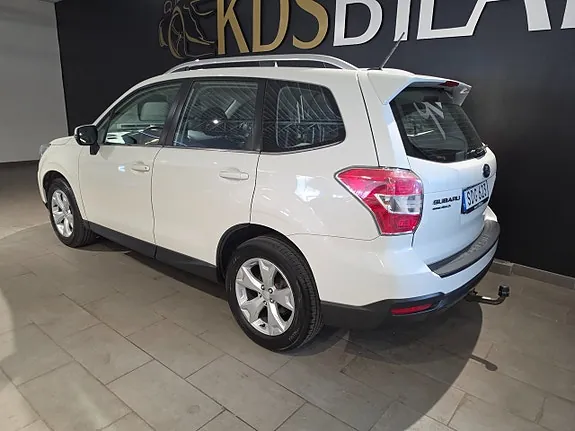 Subaru Forester 2015 photo 3