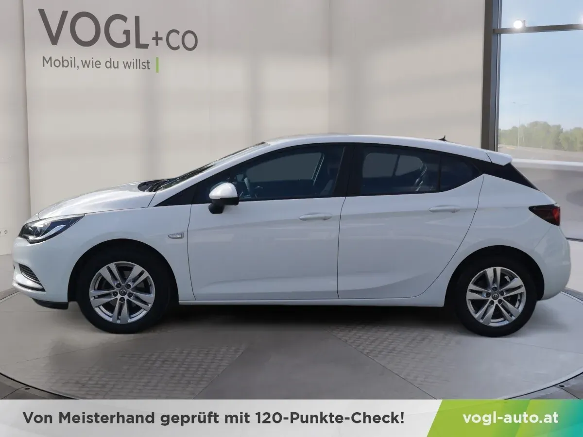 Opel Astra 2017 photo 2