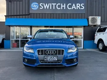 Audi S4 2010 photo 3