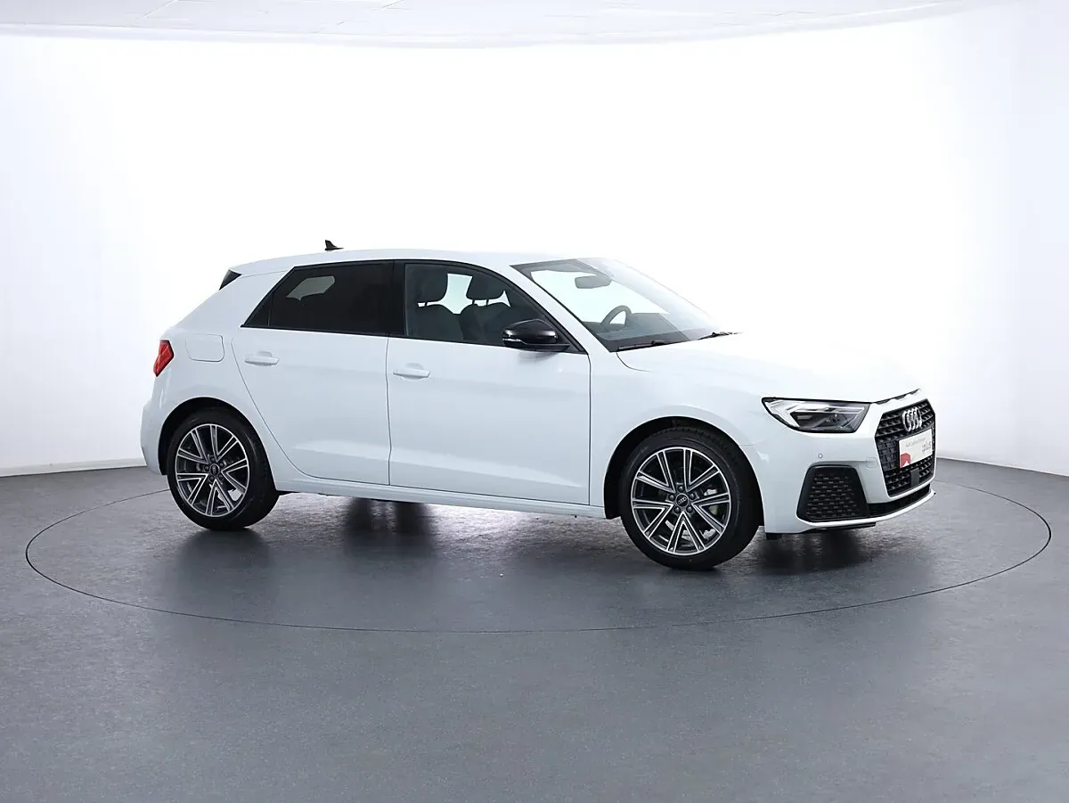 Audi A1 2026 photo 3