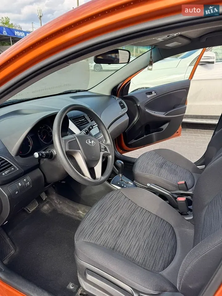 Hyundai Accent 2016 photo 5