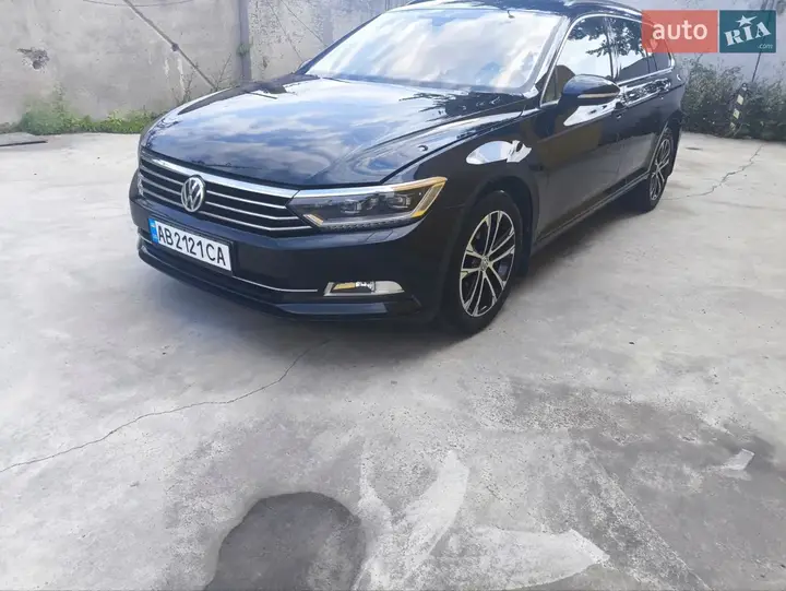 Volkswagen Passat 2018 photo 2