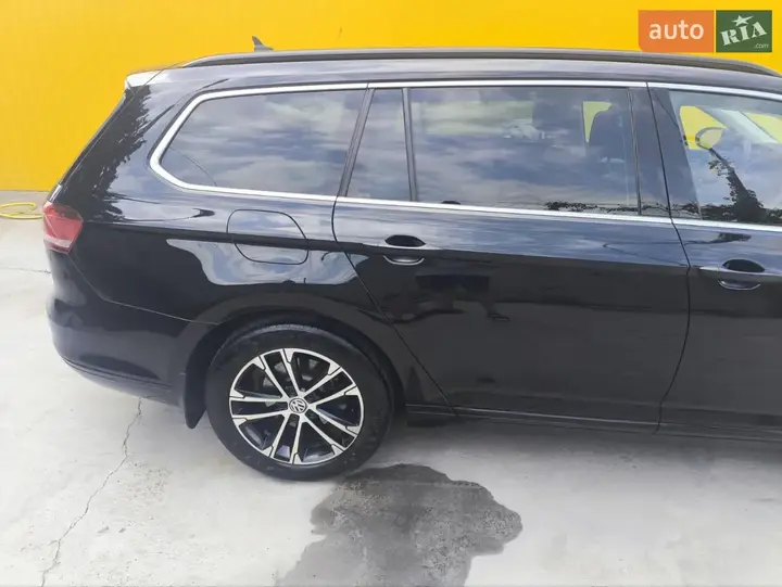 Volkswagen Passat 2018 photo 5