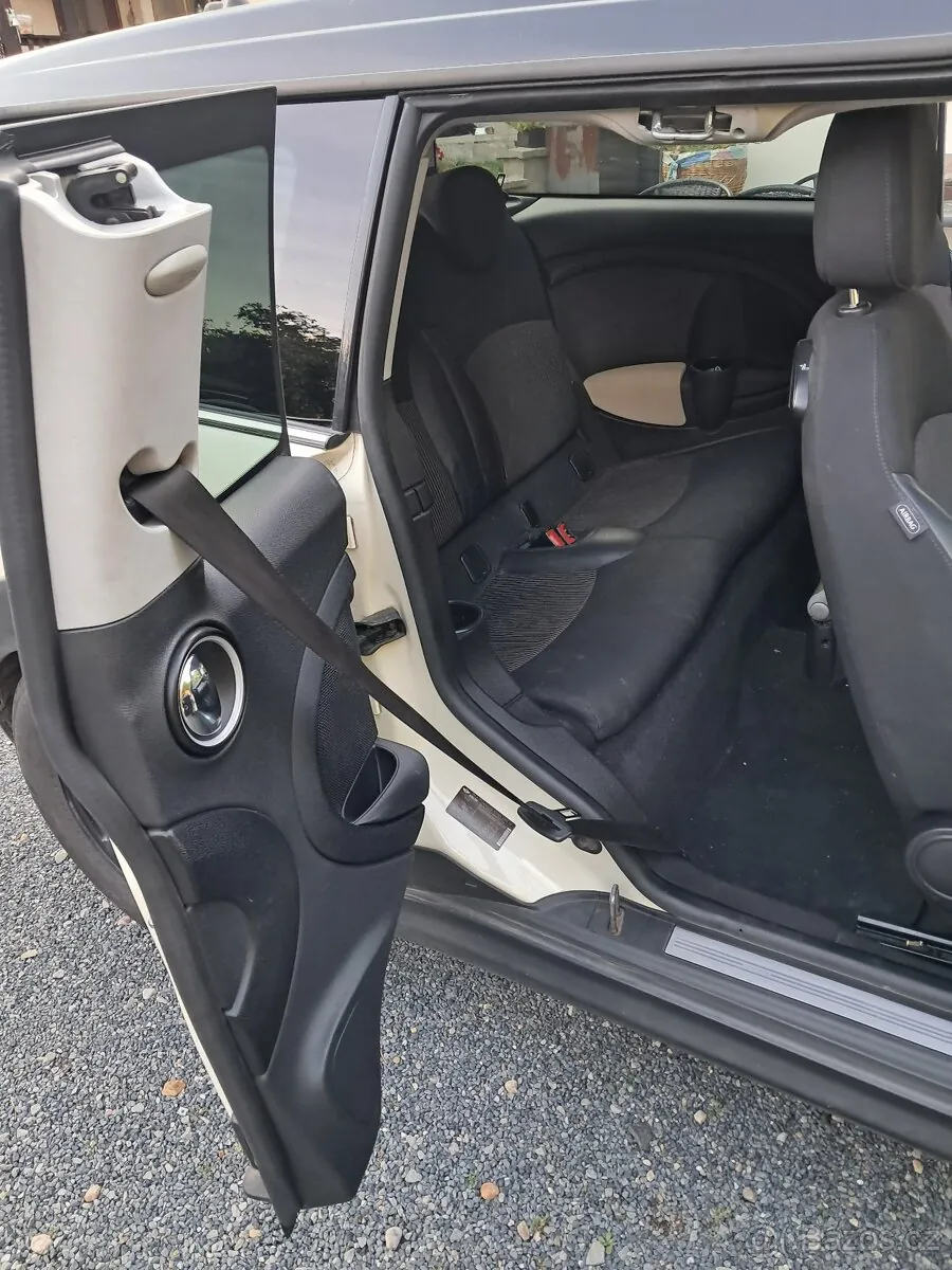 Mini Clubman 2010 photo 4
