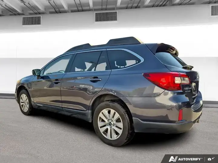 Subaru Outback 2015 photo 5