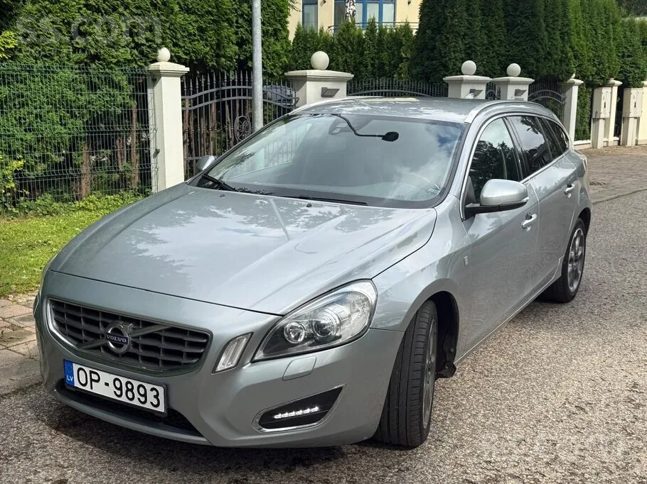 Volvo V60 2012 photo 3