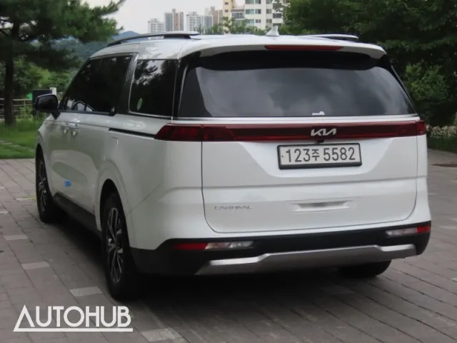 Kia Carnival 2022 photo 4