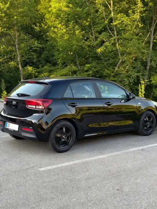 Kia Rio 2019 photo 3